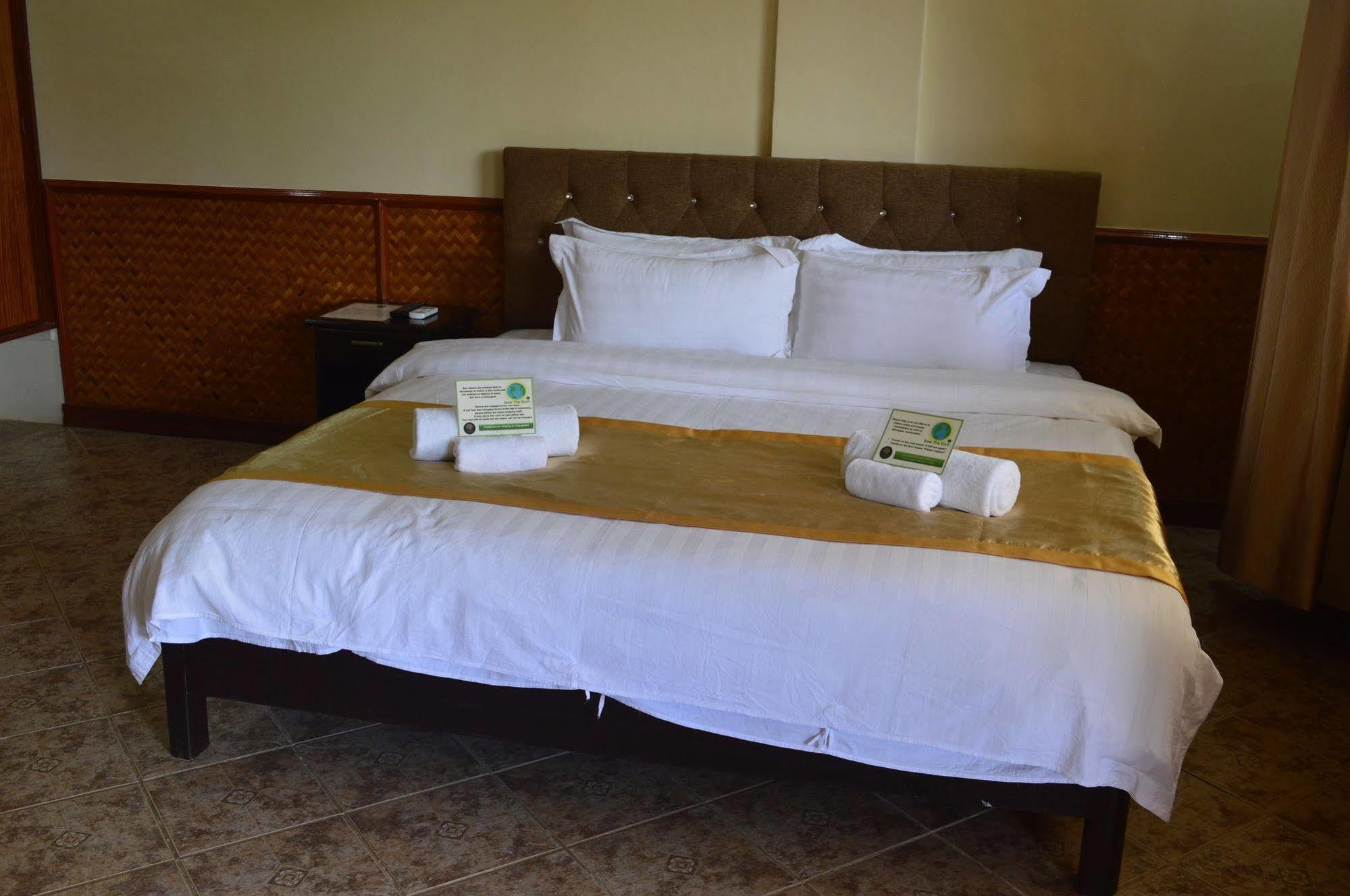 Palawan Seaview Resort Puerto Princesa Zewnętrze zdjęcie